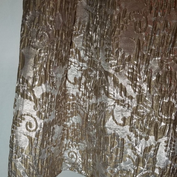 NWT Embellished Jacquard Metallic Gown - Picture 7 of 8